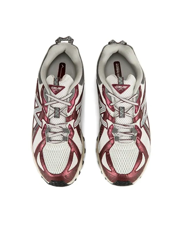 Кроссовки 610v1 New Balance — изображение 3 из 3, красный