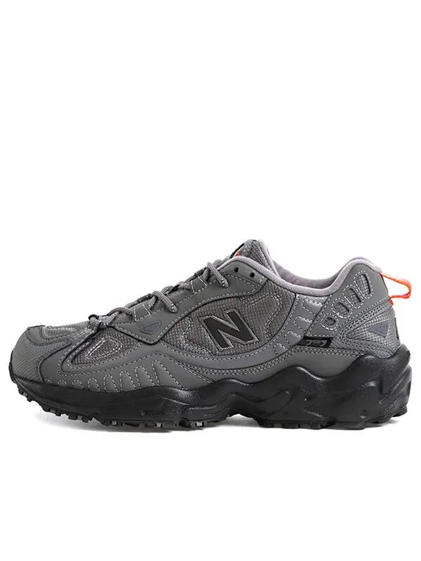 Кроссовки 703 New Balance — изображение 1 из 4, серый