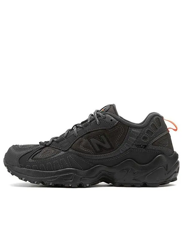 Кроссовки 703 New Balance — изображение 1 из 4, черный