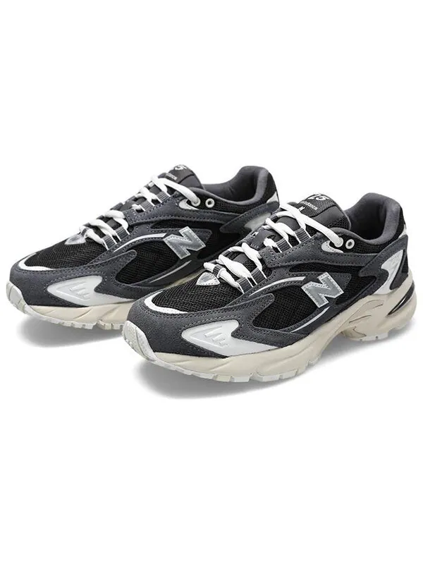 Кроссовки 725 New Balance — изображение 3 из 4, черный/белый/серебристый