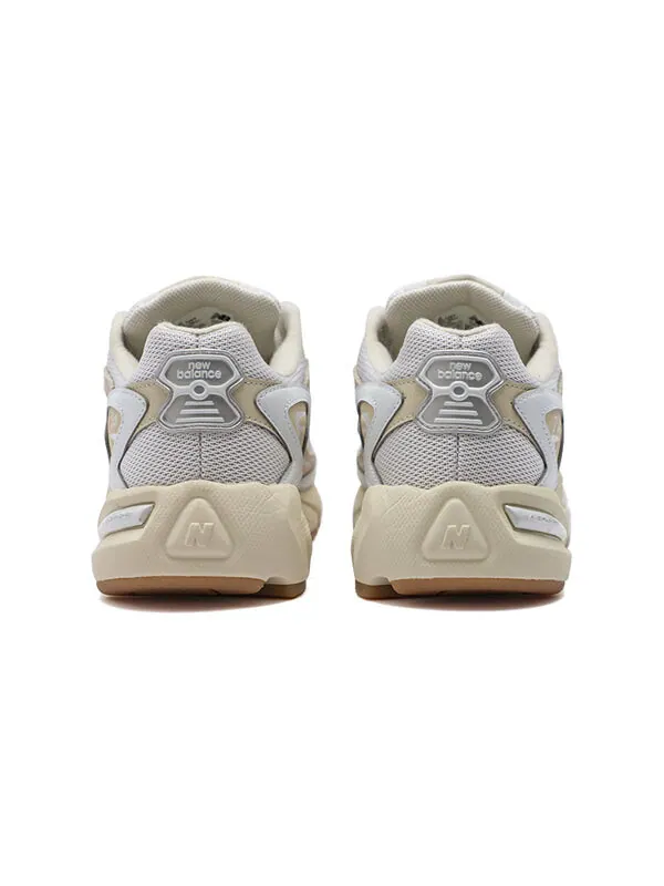 Кроссовки 725 New Balance — изображение 4 из 4, кремовый/белый