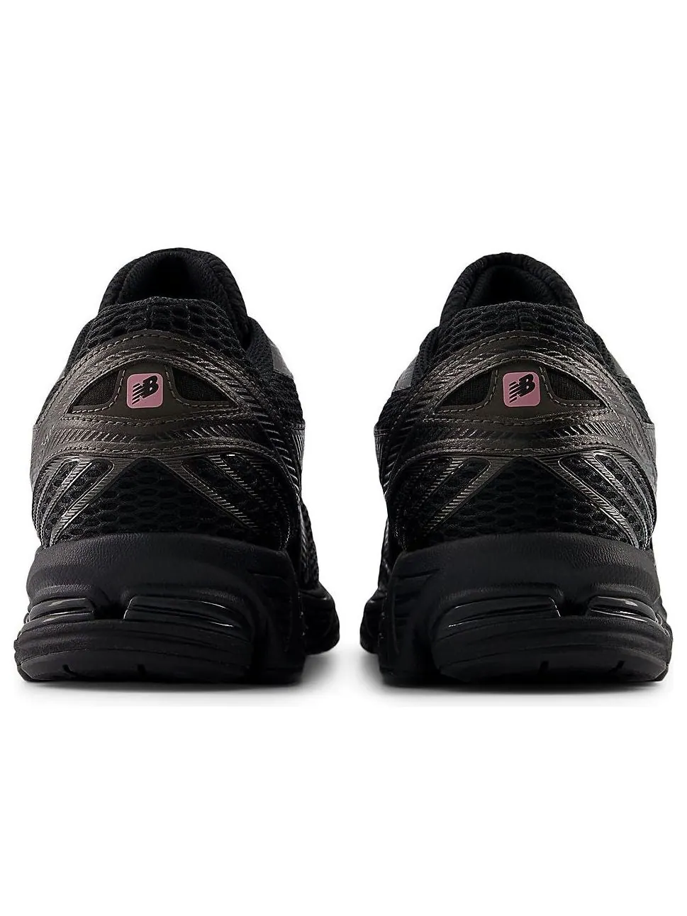 Кроссовки New Balance 860v2 'Black Metallic Pink Taffy' — изображение 6 из 6, черный/металлик розовый