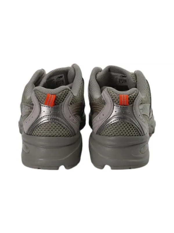Кроссовки 530 New Balance — изображение 3 из 4, серый