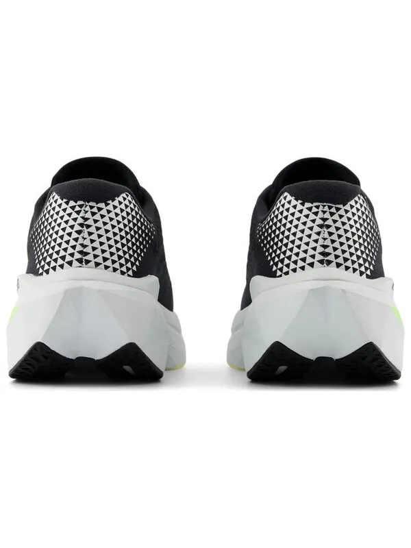 Кроссовки fuelcell supercomp trainer v3 'black bleached lime glo' New Balance — изображение 4 из 4, черный