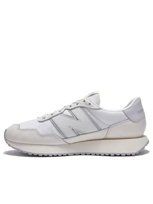 Кроссовки 237v1 New Balance — изображение 1 из 4, белый