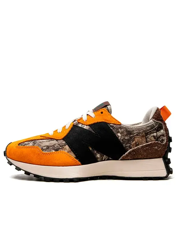 Кроссовки realtree x atmos x 327 New Balance — изображение 1 из 4, оранжевый/белый/черный
