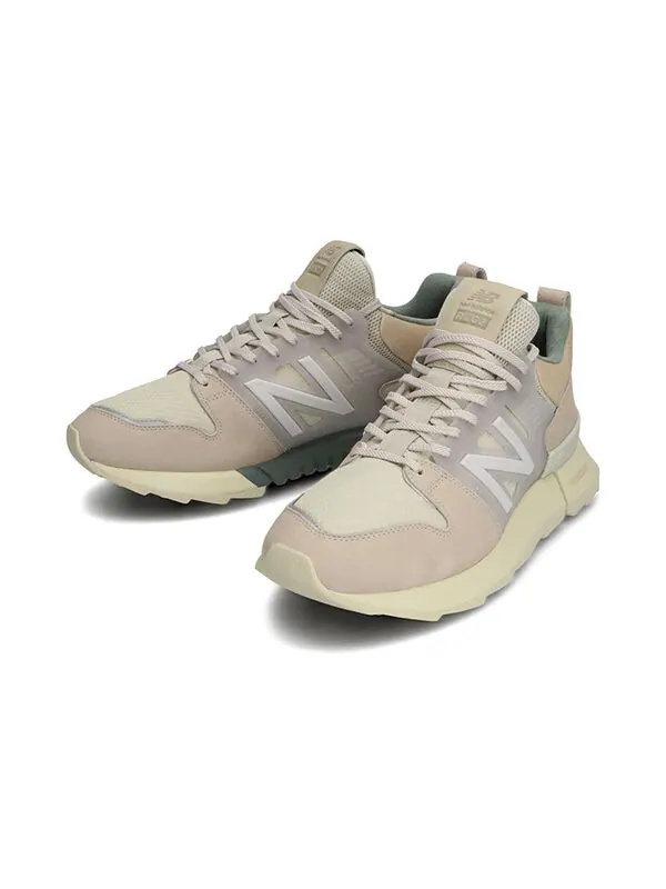 Кроссовки auralee x r_c2 New Balance — изображение 3 из 4, розовый