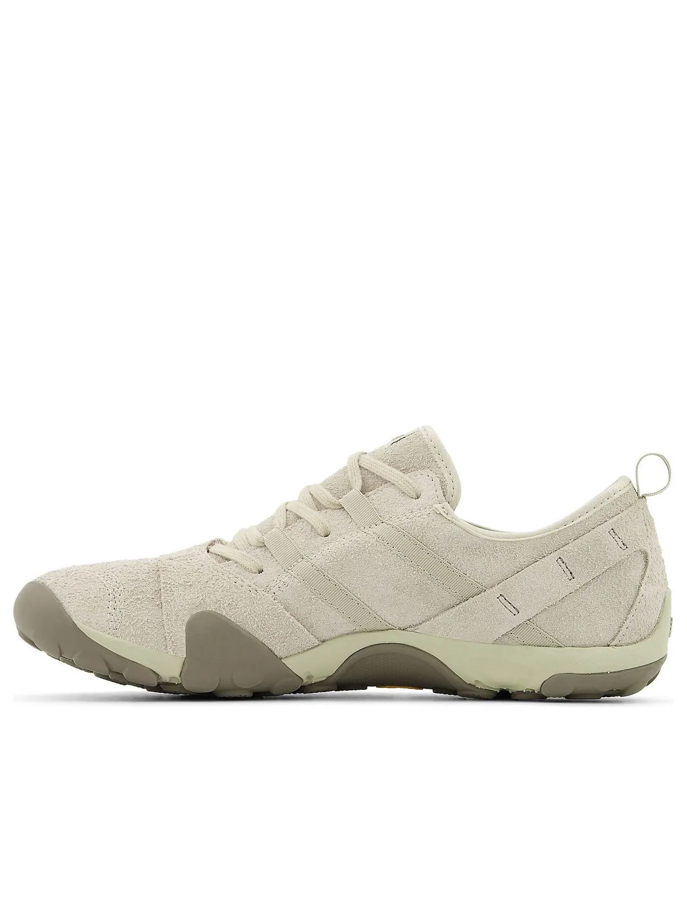Кроссовки New Balance MT10 'Shipyard' — изображение 1 из 5, серый
