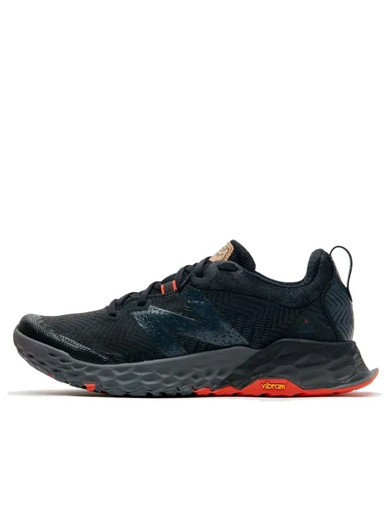Беговые кроссовки New Balance Fresh Foam Hierro v6 'Black Red' — изображение 1 из 5, черный