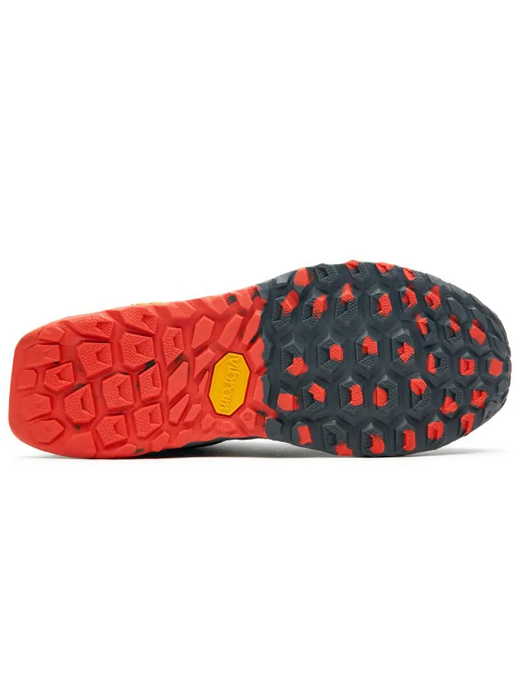 Беговые кроссовки New Balance Fresh Foam Hierro v6 'Black Red' — изображение 5 из 5, черный