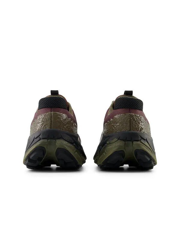Кроссовки fresh foam x more trail v3 New Balance — изображение 4 из 4, зеленый/бордовый/черный