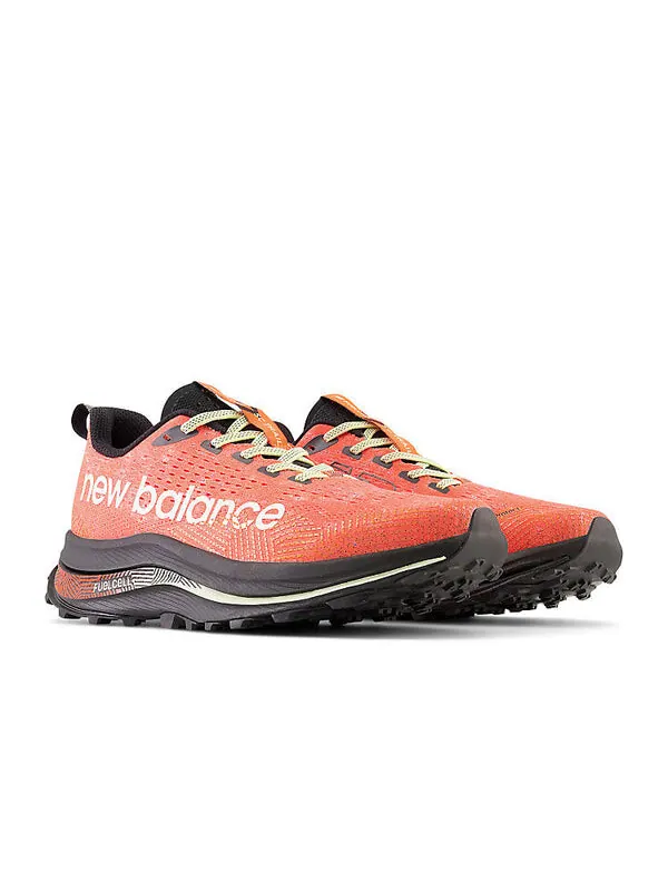 Кроссовки fuelcell supercomp trail New Balance — изображение 2 из 4, неоновый черный