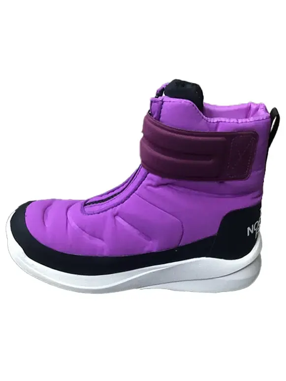 Кроссовки nuptse ii strap waterproof boots 'sweet violet tnf black' The North Face — изображение 1 из 4