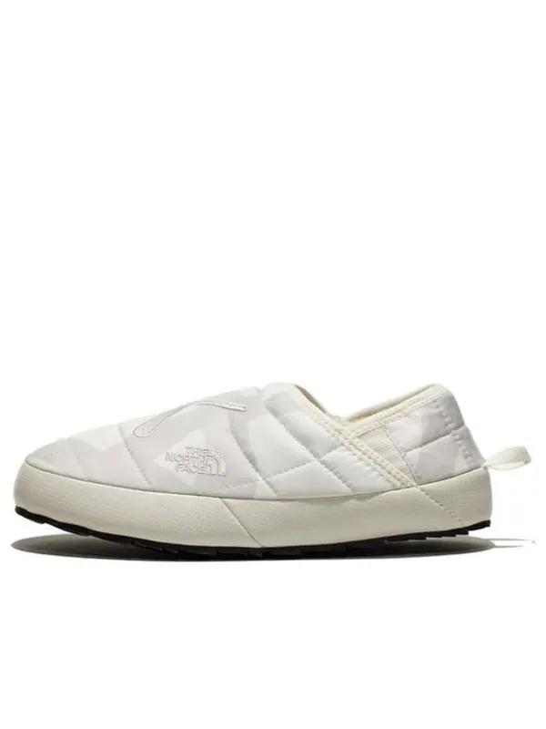 Кроссовки x kaws thermoball traction mule vp 'white' The North Face — изображение 1 из 2, белый