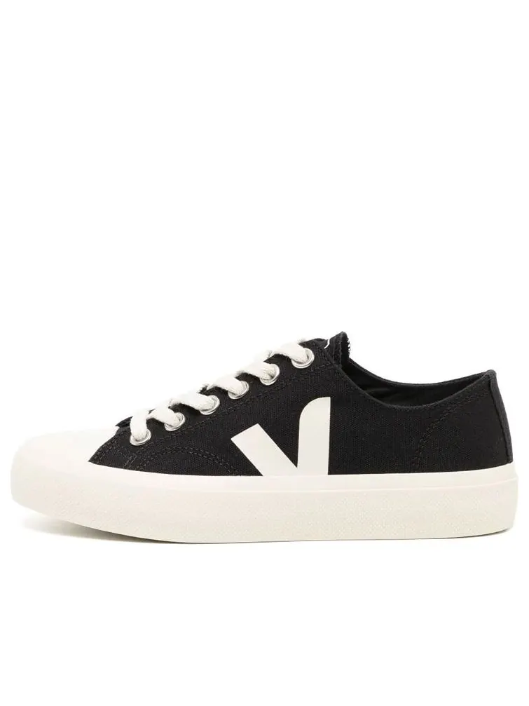 Кроссовки Veja Wata II Low-Top Sneakers 'Black White' — изображение 1 из 5, черный