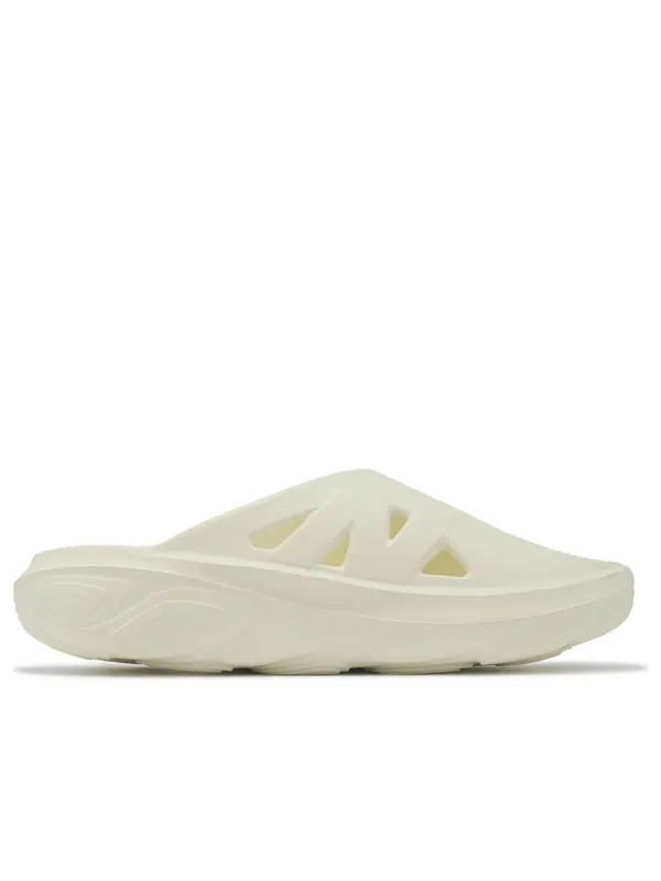 Тапочки fresh foam rcvry slides New Balance — изображение 2 из 4, бежевый