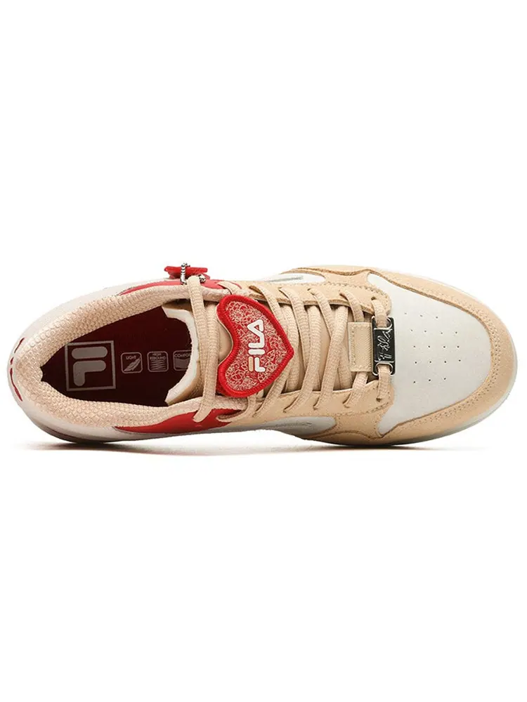 Кеды (WMNS) Fila Fusion Shoes 'Cream Red Pink' — изображение 4 из 6, бежевый