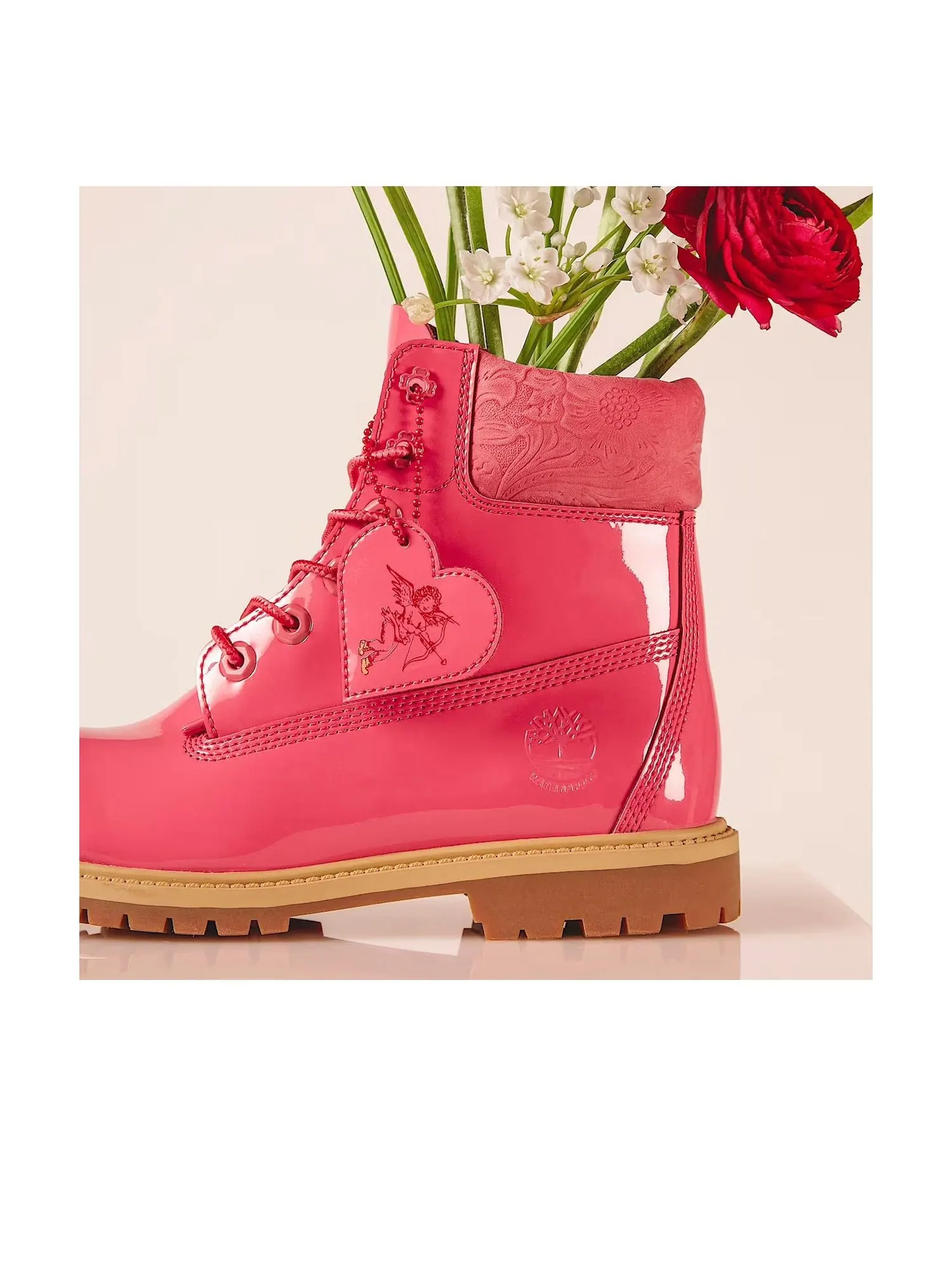 Ботинки женские Timberland 6" Premium водонепроницаемые, Patent Valentine's Day — изображение 5 из 5, розовый