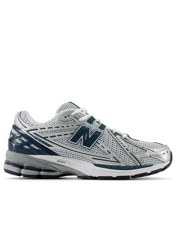 Кроссовки 1906r New Balance — изображение 2 из 4, серебряный