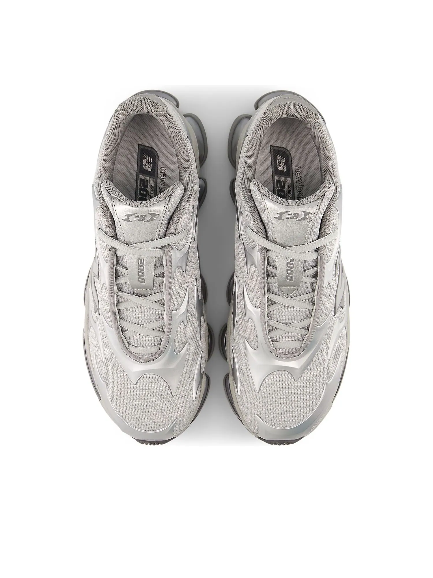 Кроссовки New Balance 2000 'Silver Metallic' — изображение 3 из 6, серебристый металлик