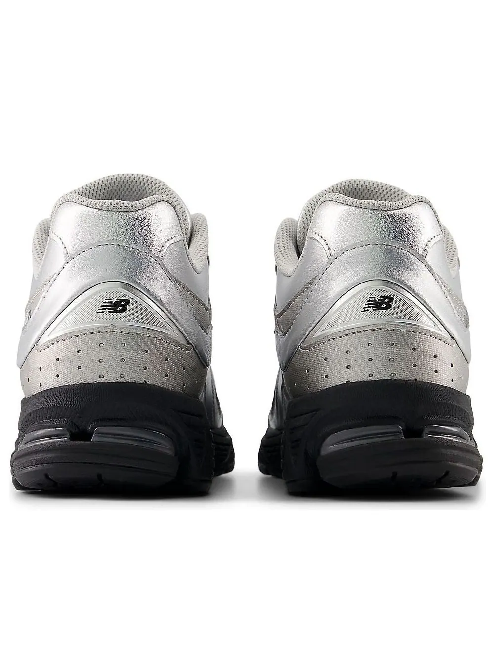 Кроссовки New Balance 2002R 'Metallic Silver' — изображение 5 из 6