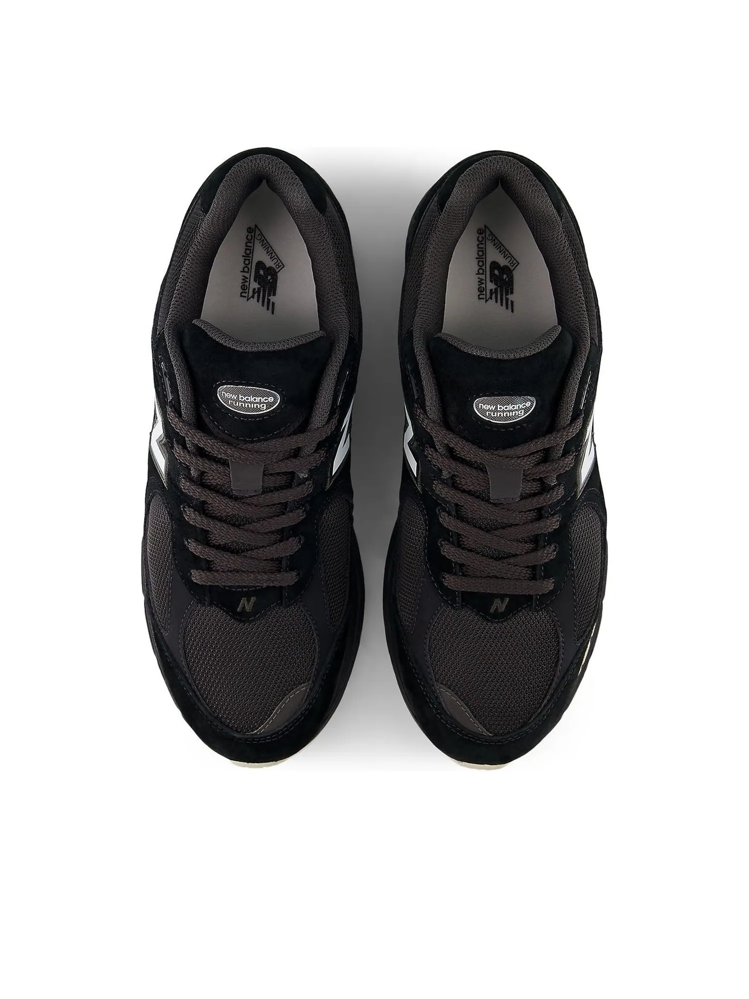 Кроссовки New Balance 2002R 'Black' — изображение 2 из 6, черный