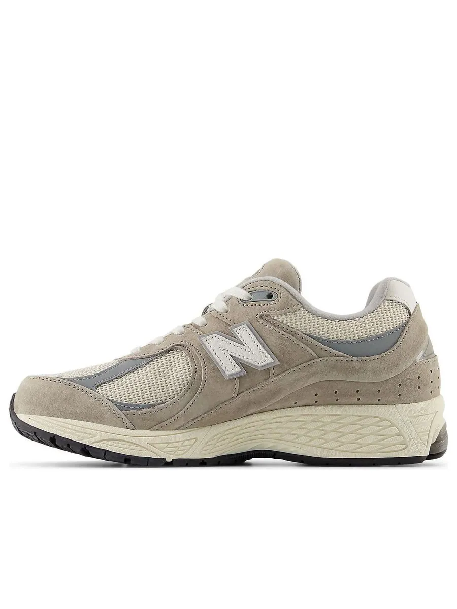 Кроссовки New Balance 2002R 'Arid Stone Linen' — изображение 1 из 6, серый