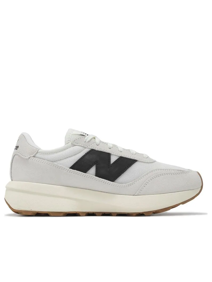 Кроссовки New Balance 370 'Sea Salt Black Cement' — изображение 2 из 5, серый