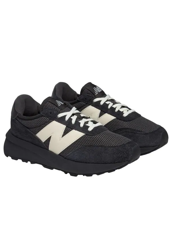 Кроссовки 370 New Balance — изображение 2 из 4, черный