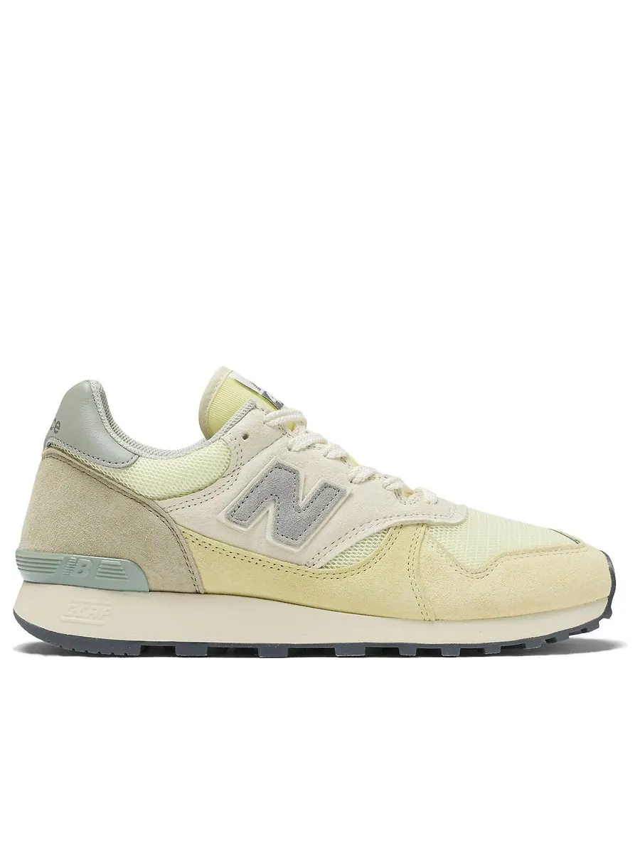 Кроссовки New Balance x AURALEE 475 'Light Volt' — изображение 2 из 5, бежевый