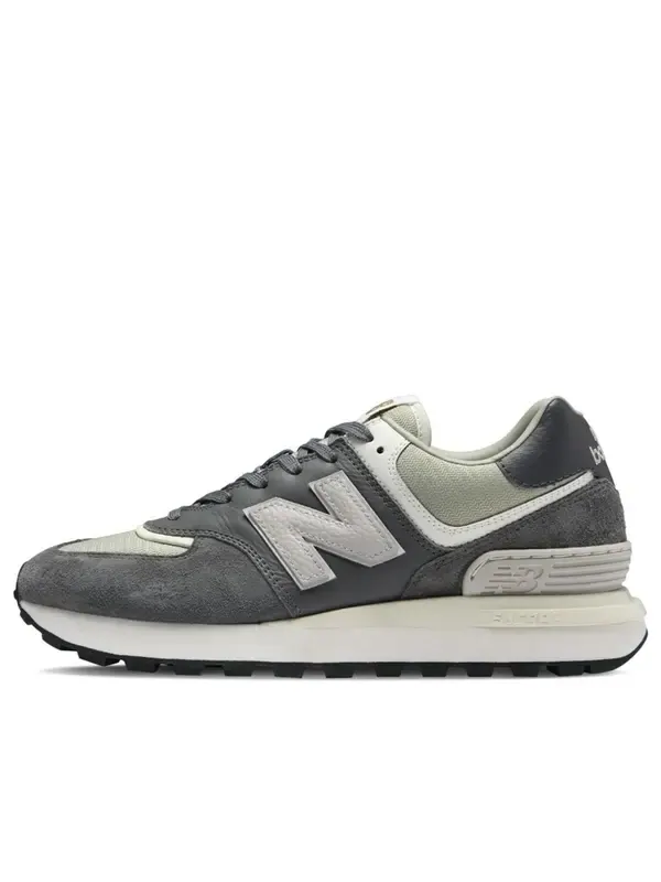 Кроссовки 574 New Balance — изображение 1 из 4, серый