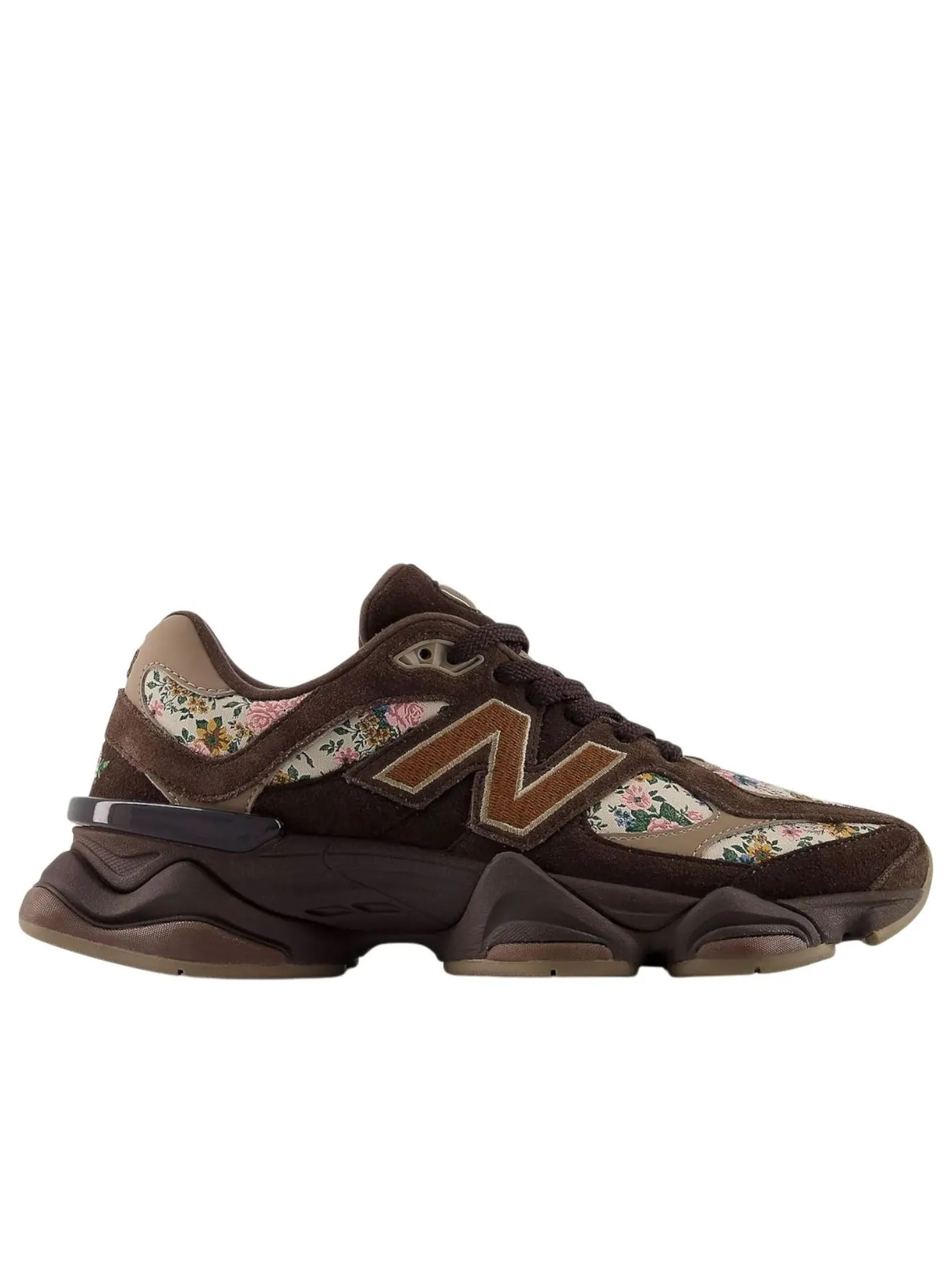 Кроссовки (WMNS) New Balance x atmos Pink 9060 'Timeless Beauty' — изображение 2 из 5, коричневый
