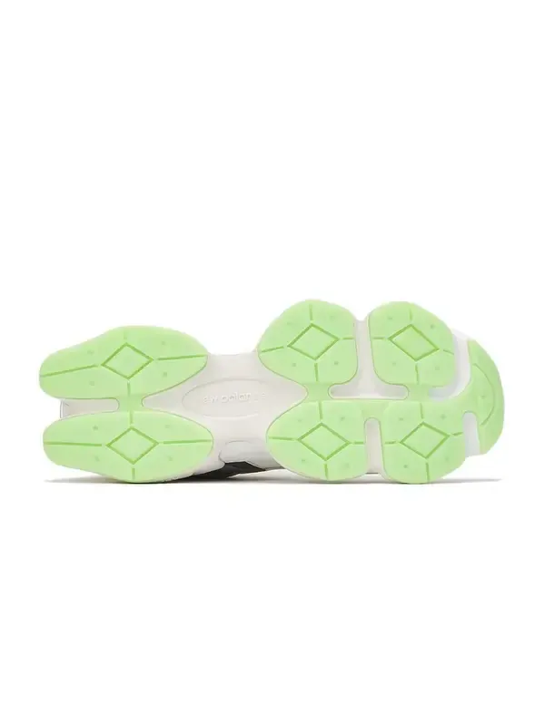 Кроссовки 9060 New Balance — изображение 4 из 4, белый/серый
