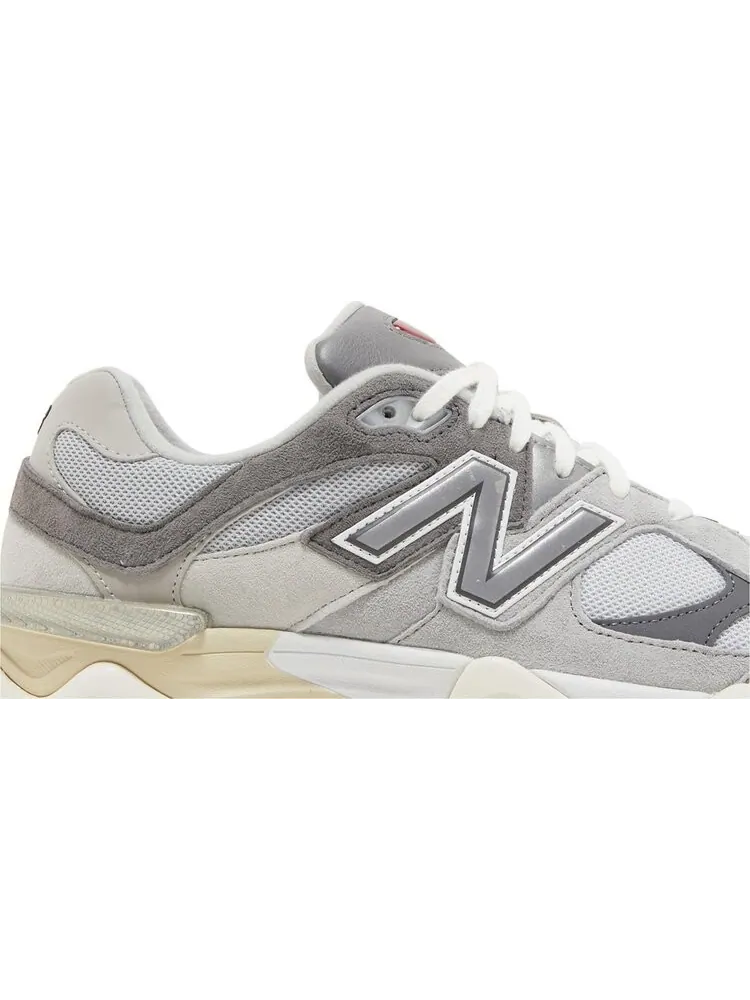 Кроссовки New Balance 9060 Rain Cloud Grey — изображение 3 из 11, серый
