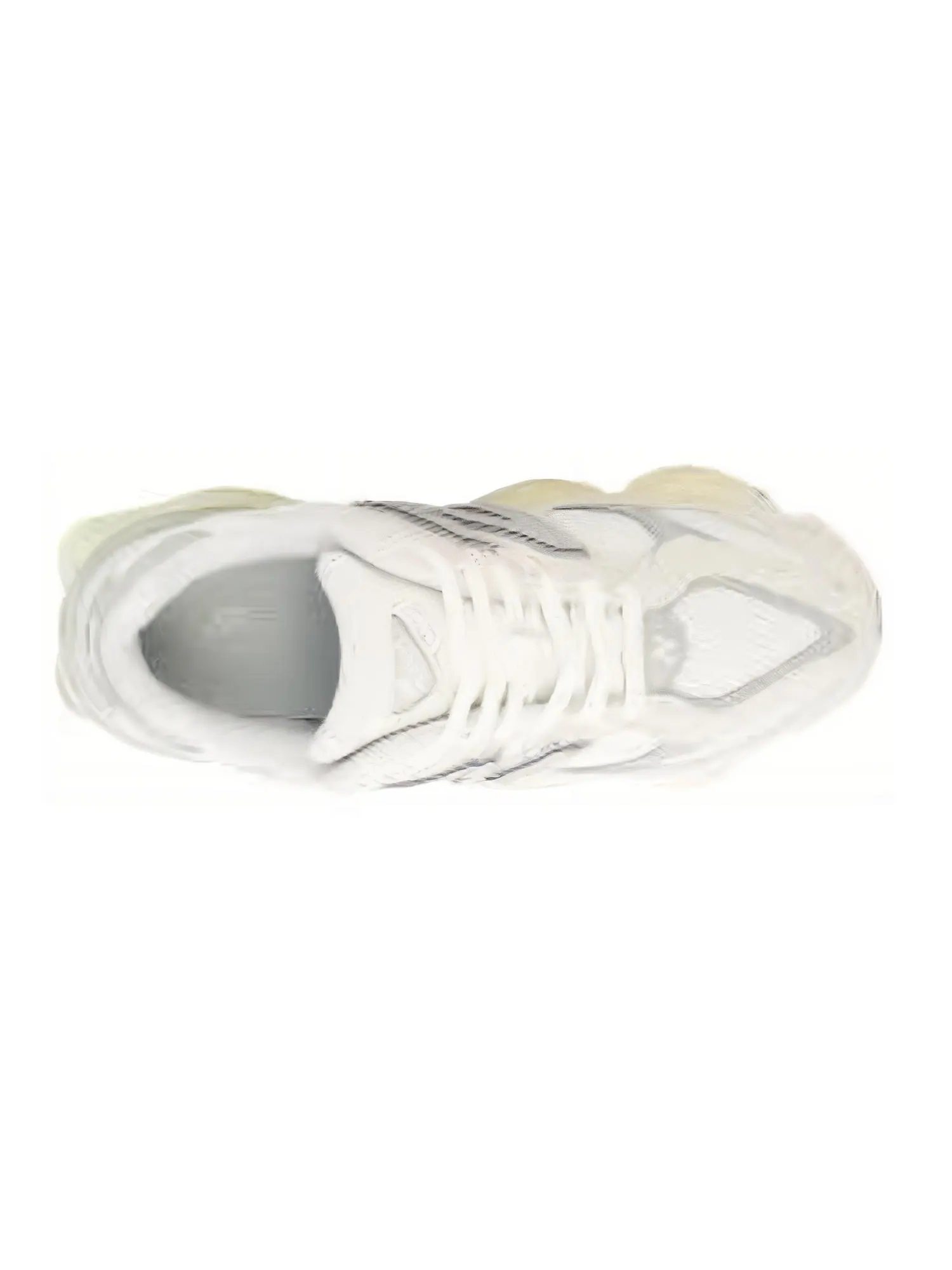Кроссовки New Balance 9060 Moonbeam / Sea Salt — изображение 2 из 5, белый серый