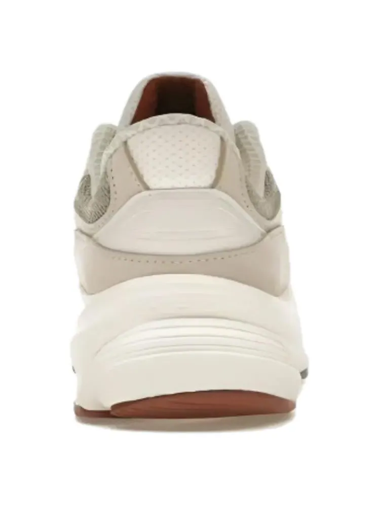 Кроссовки New Balance x Loro Piana 990 v6 'Raw Cashew' — изображение 3 из 3, белый