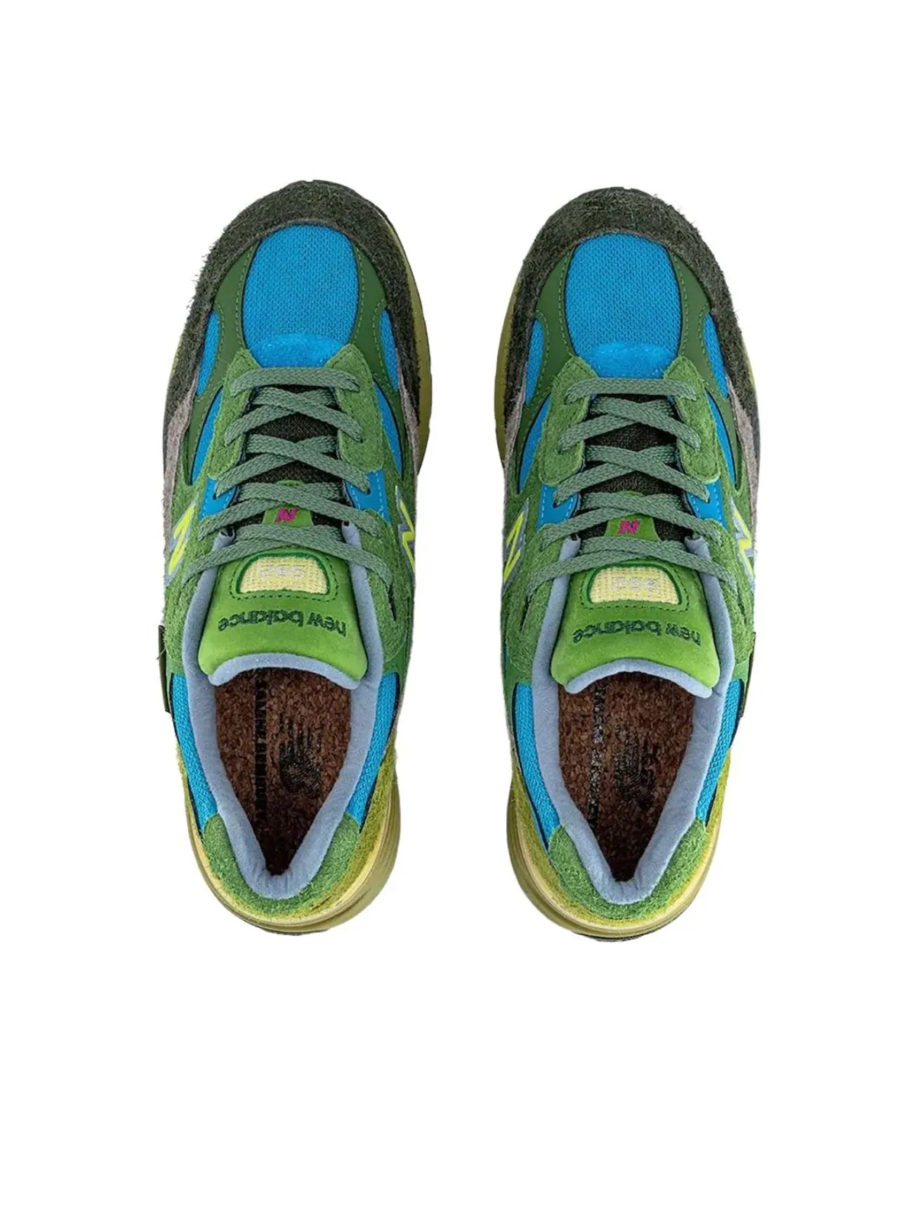 New Balance x Salehe Bembury 992 'Calm be the Crater' — изображение 4 из 4