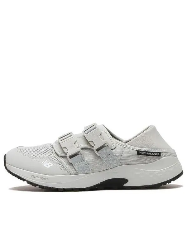 Кроссовки свежая пена 700 New Balance — изображение 1 из 4, серый/серый