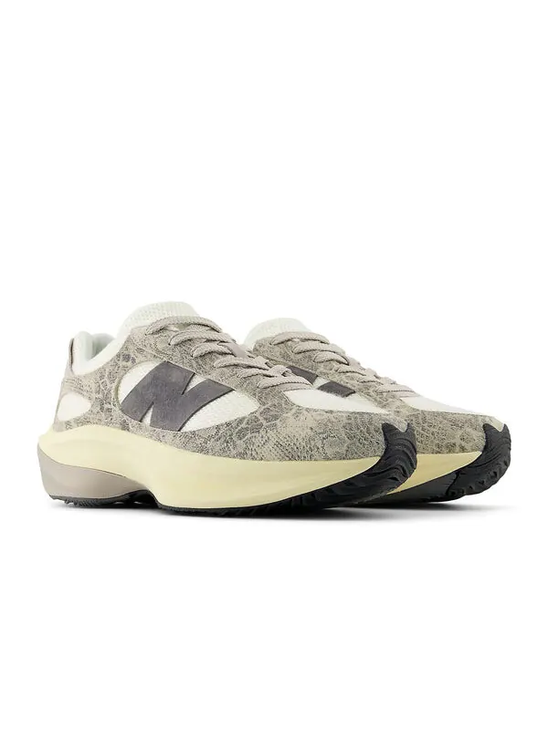 Кроссовки wrpd runner 'snakeskin' New Balance — изображение 2 из 4, лунный камень