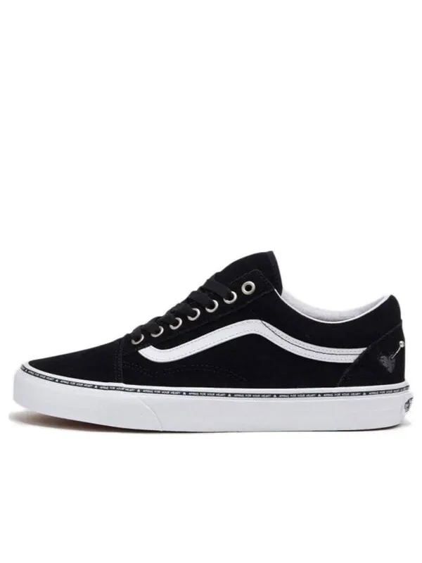 Кроссовки valentine's heart old skool 'love is kind' Vans — изображение 1 из 2, черный
