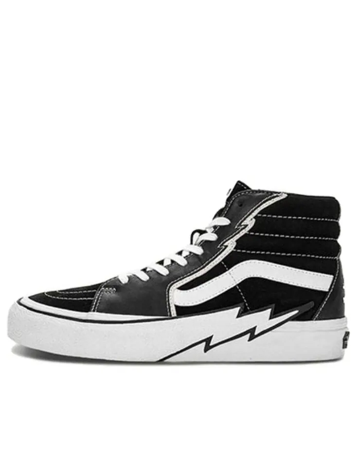 Кроссовки Vans Sk8-Hi VLT LX x Mastermind World 'Bolt - Punk Culture' — изображение 1 из 6, черный