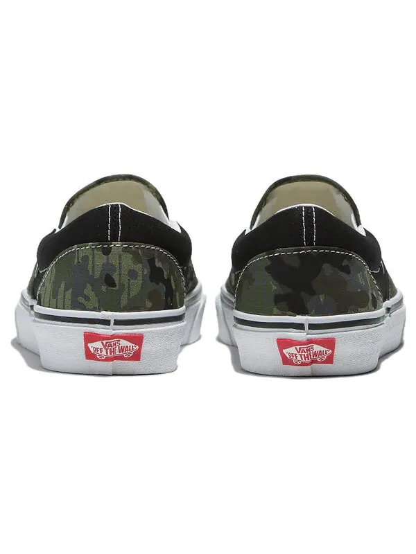 Кроссовки classic slip-on 'camo' Vans — изображение 3 из 4