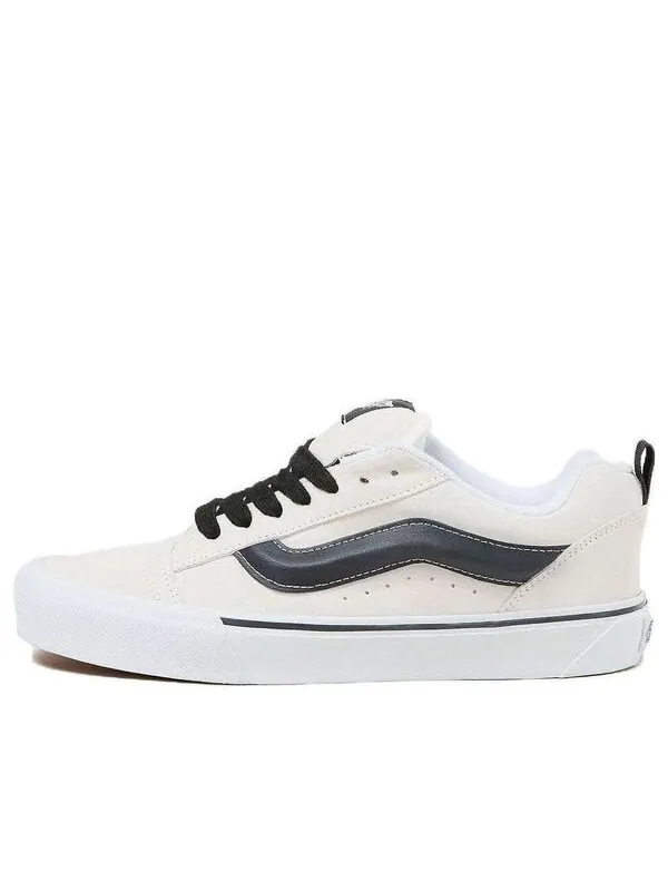 Кроссовки knu-skool 'suede white black' Vans — изображение 1 из 4, белый/черный