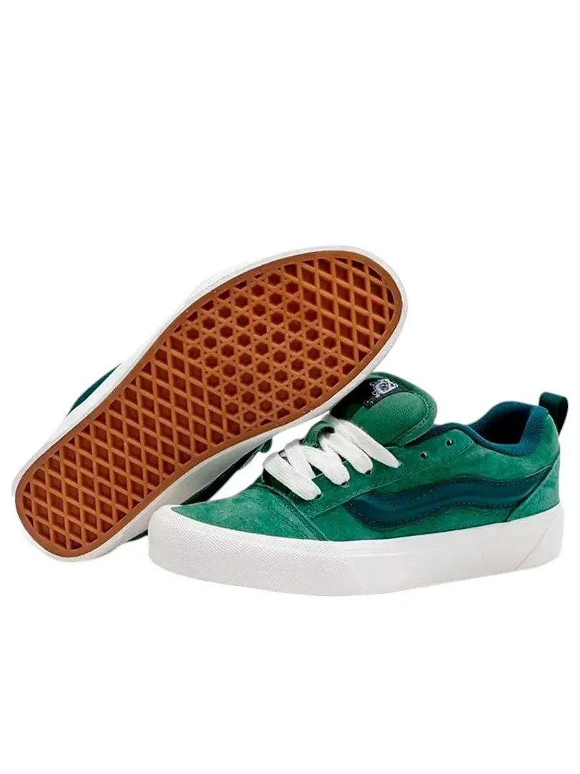 Кроссовки Vans Knu Skool 'Suede - Green' — изображение 2 из 3, зеленый