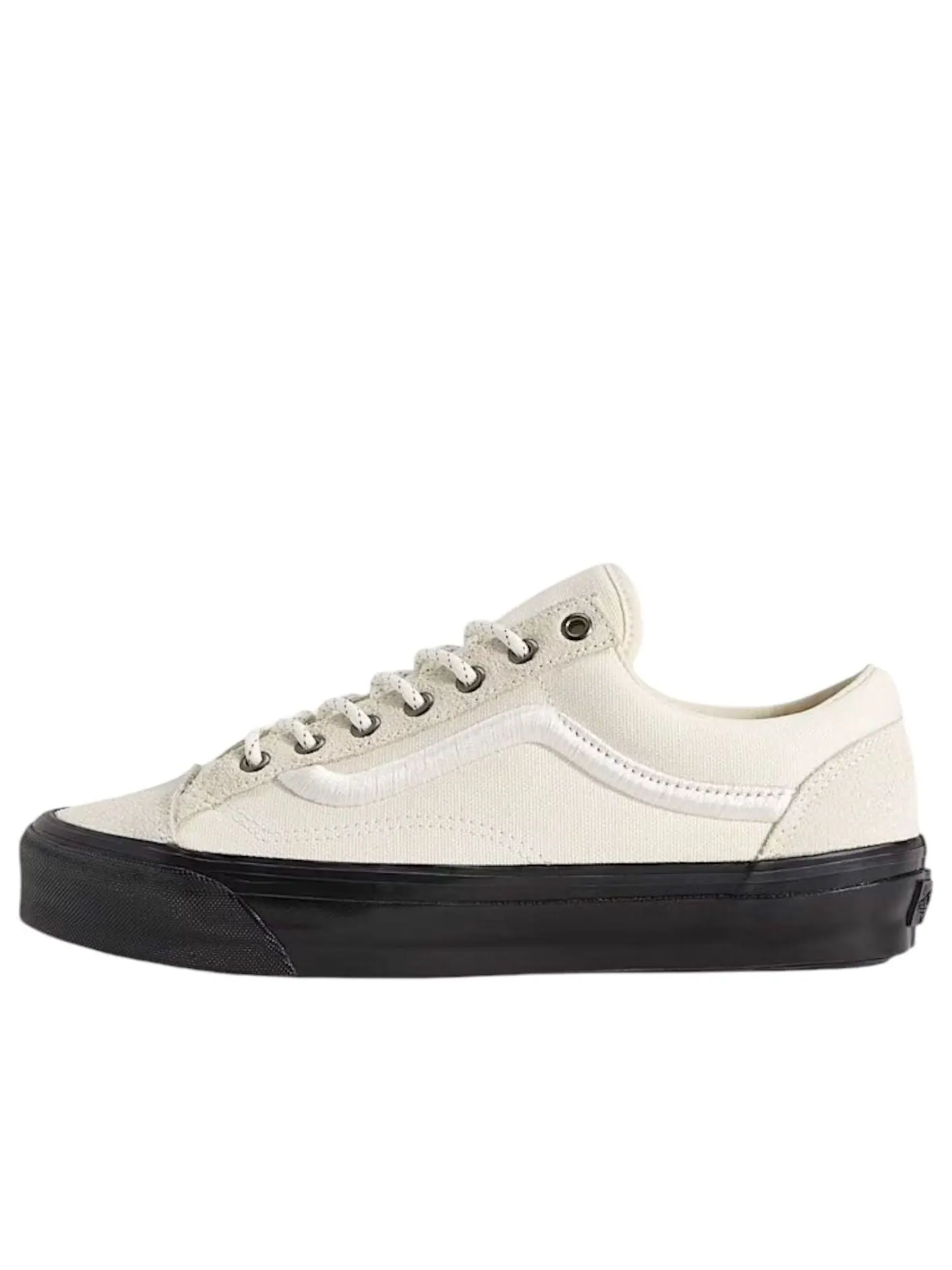 Кроссовки Vans Premium Old Skool 36+ 'Classic White' — изображение 1 из 4, белый