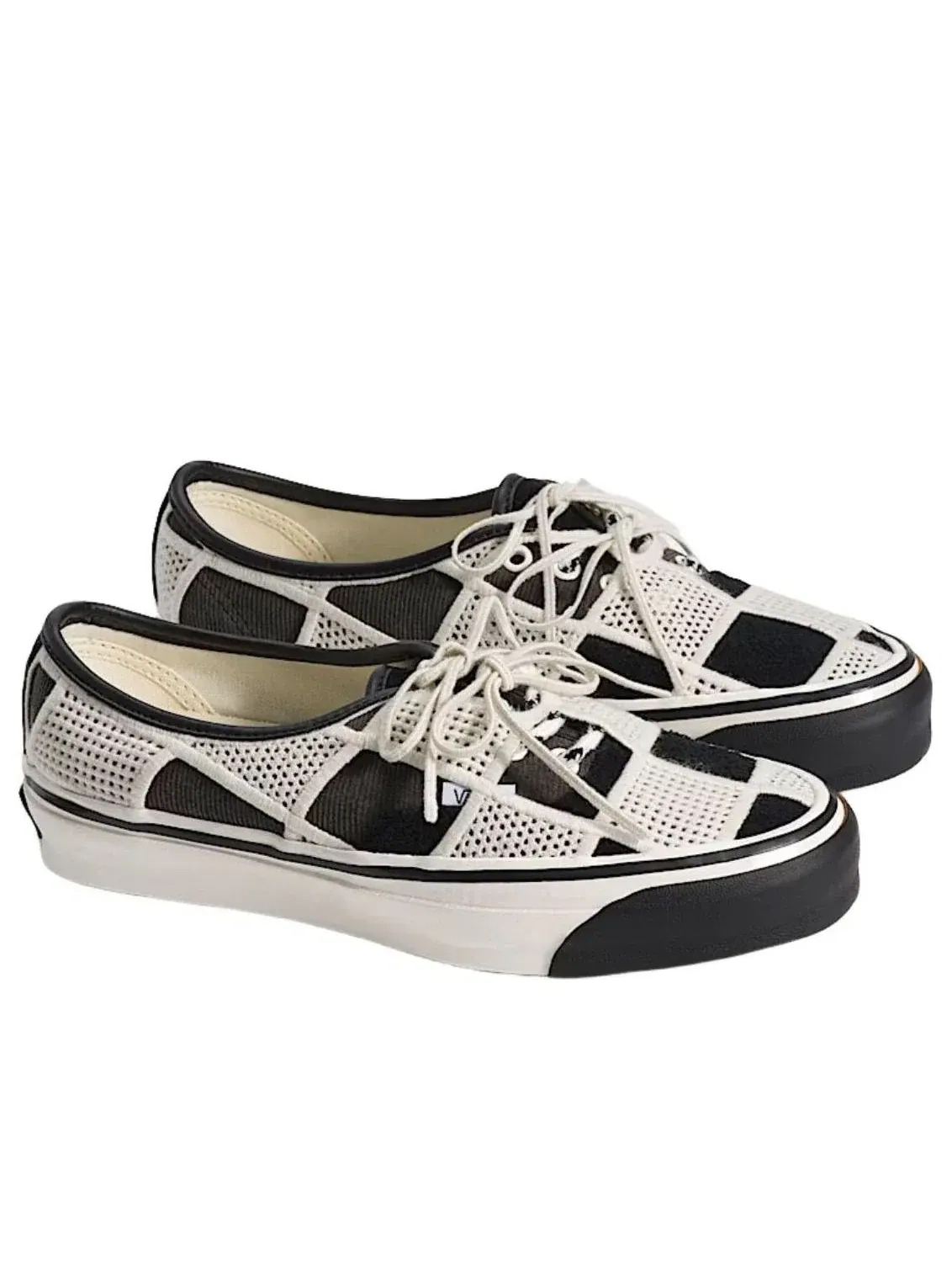 Кеды Vans Premium Authentic Checkerboard 'Black Egret White' VN000Y0RFDB — изображение 2 из 4, черный
