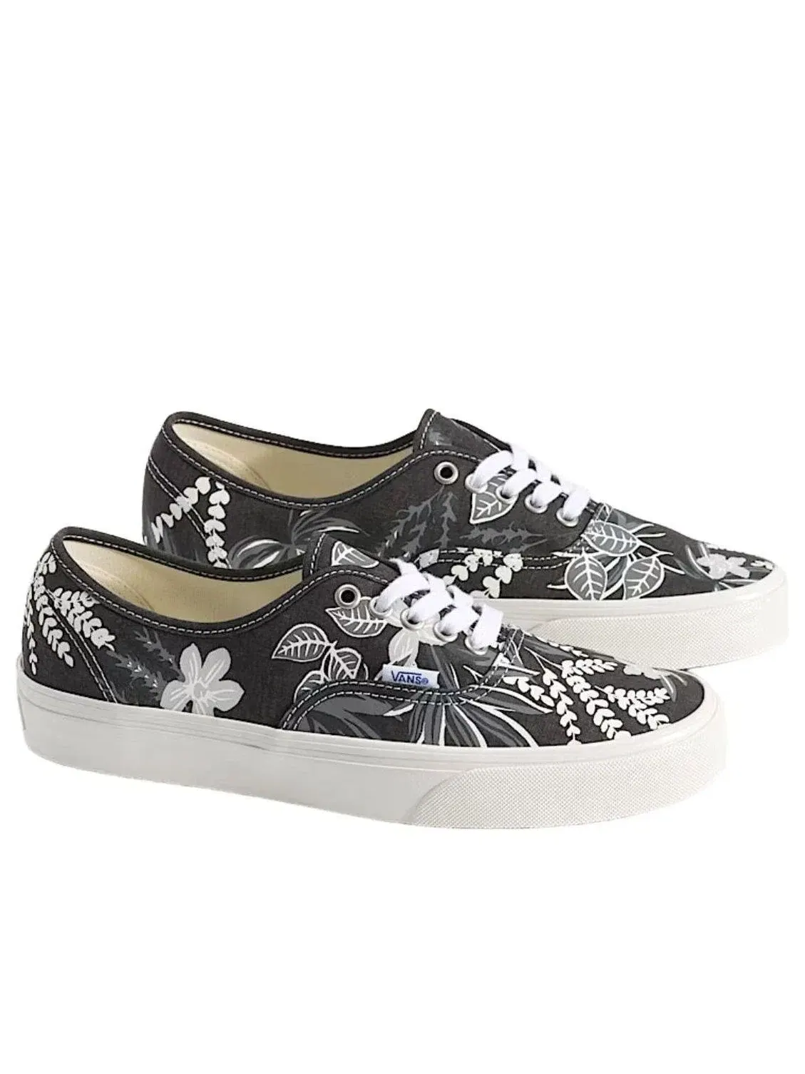 Мужские кеды на шнуровке Vans Authentic Black White — изображение 2 из 4, черный