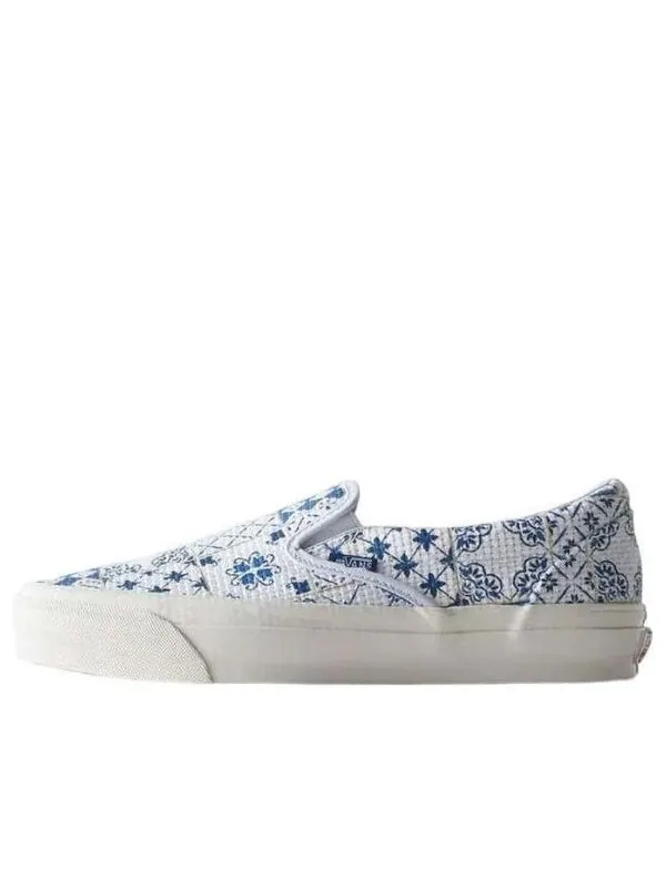 Кроссовки kith x og classic slip-on lx 'azulejo tile' Vans — изображение 1 из 4, синий/белый