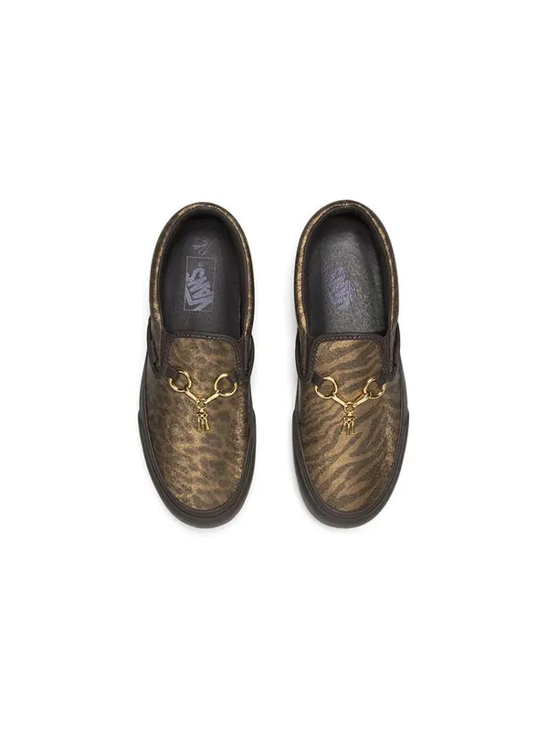 Кроссовки needles x vault classic slip-on v 'animal print - brown' Vans — изображение 3 из 4, коричневый