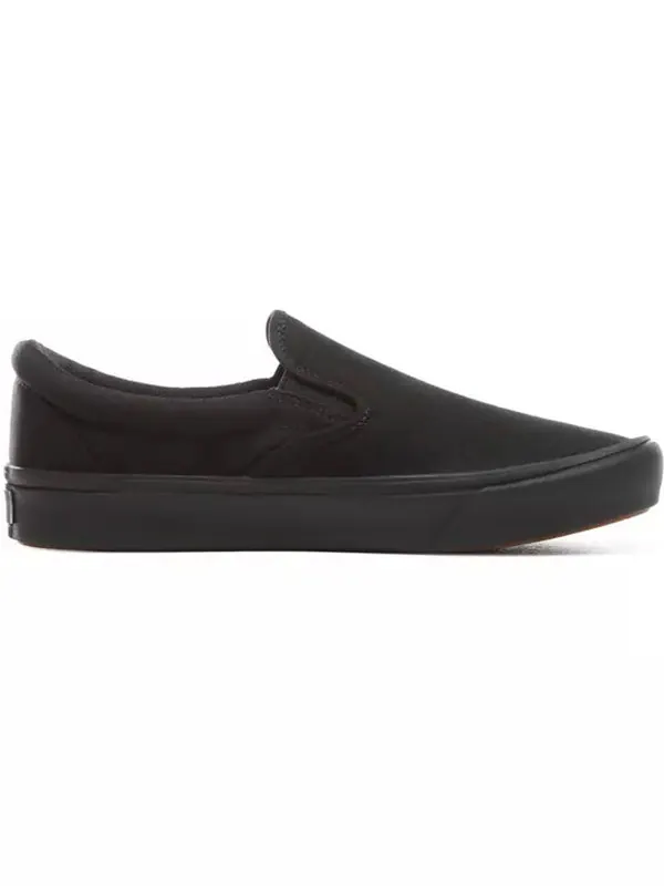 Кроссовки comfycush slip-on black Vans — изображение 2 из 4, черный